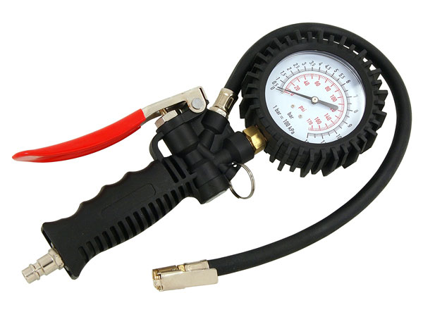 Tyre Inflator with Rotating Gauge